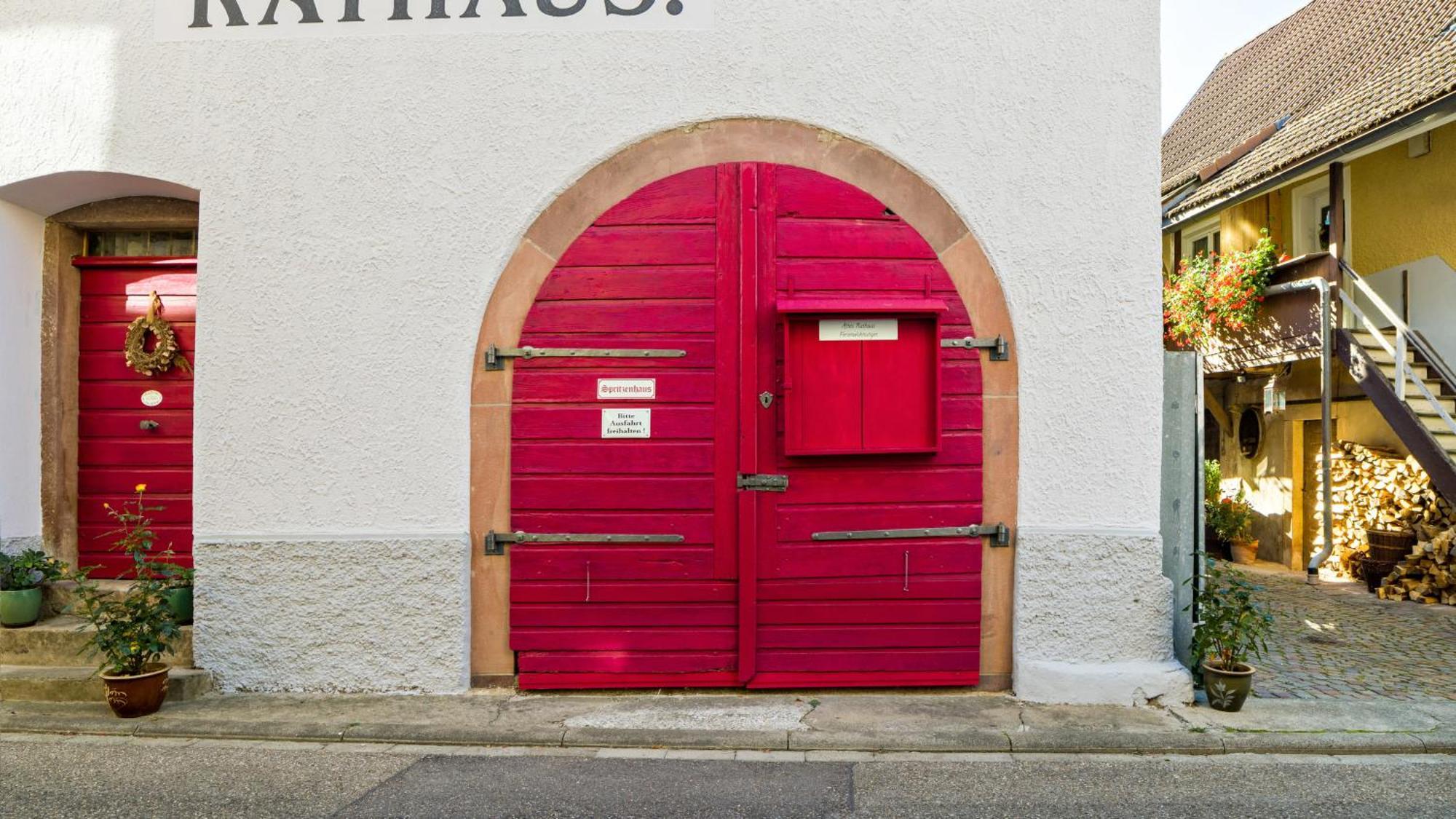Ferienwohnungen Altes Rathaus Vogtsburg Esterno foto